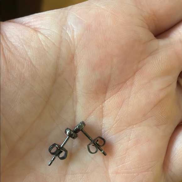 Adornia Stud Earrings - Picture 3 of 4